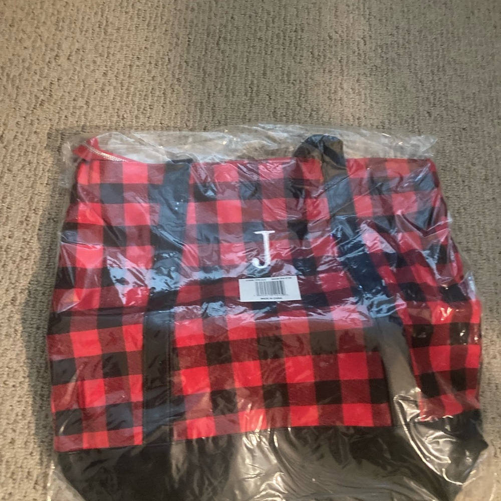 Two letter J bags
